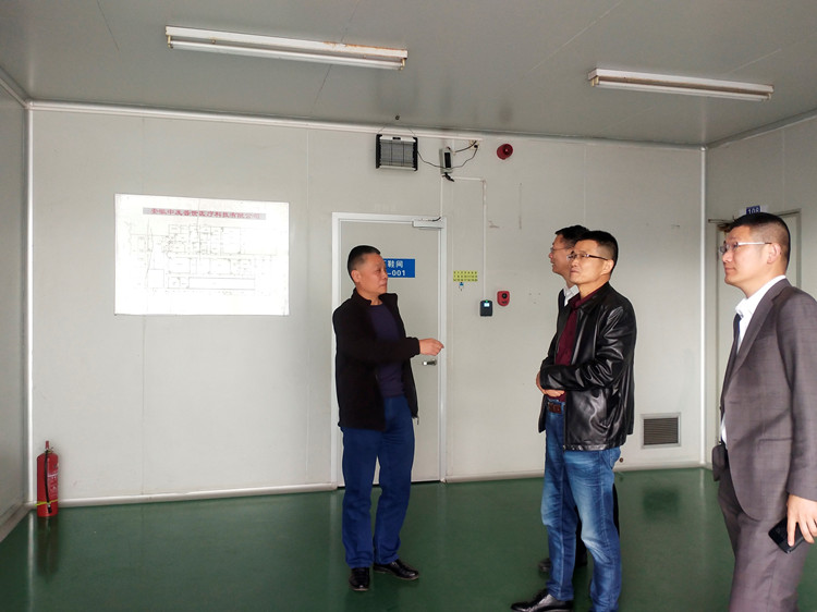 探尋校企合作之路 助力企業(yè)轉(zhuǎn)型發(fā)展——吉林大學蕪湖技術(shù)轉(zhuǎn)移中心赴蕪湖御草醫(yī)藥有限公司開展對接走訪活動